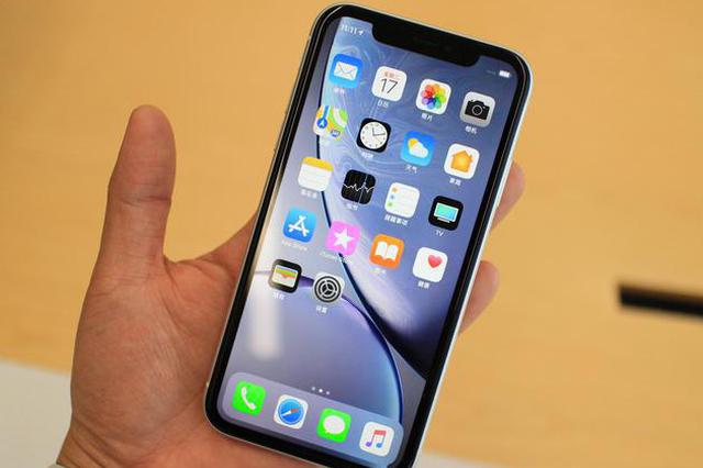 泳池内测试苹果X结果进水出故障 门店作出回应