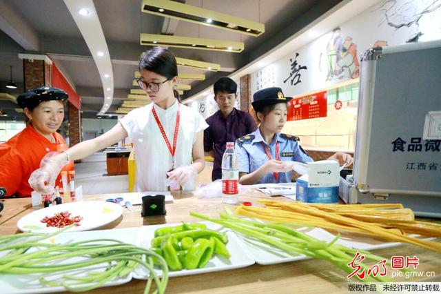 燕麦致癌、食盐有毒?食品安全谣言是如何炮制的?