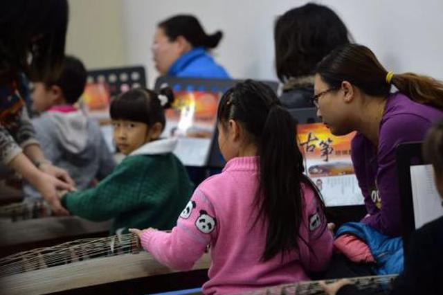 南京出台最严培训机构办学标准 不得聘请在职教师