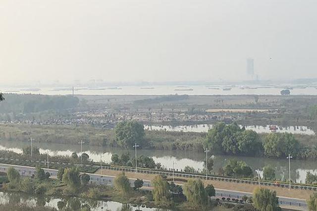 被环境部通报侵占江豚保护区的镇江大江风云景区基本拆除