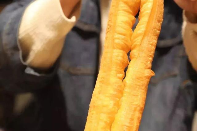 早餐店主做1500根“毒油条”获刑 铝含量超标5倍多