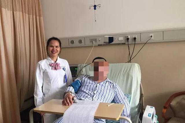 两百斤男子无痛性心梗不肯住院 被护士拦住救下一命