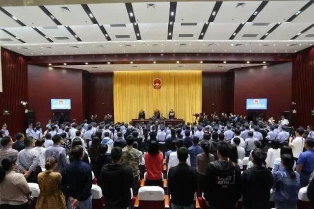 男子不愿分手用毒针扎死女友 用动物做实验测药效