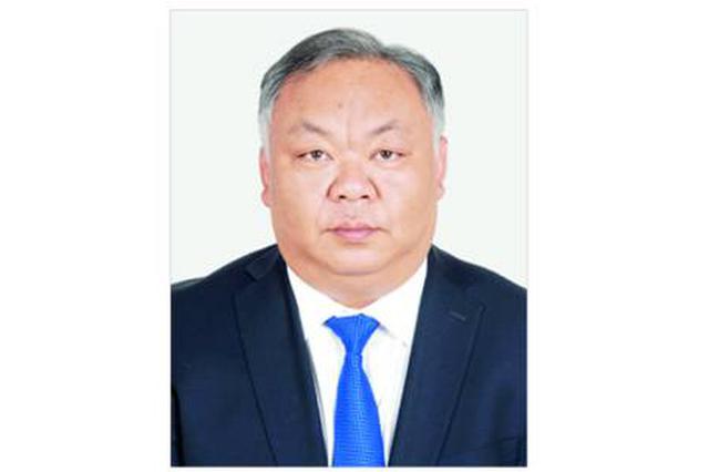 “80后”官员因“显老”被质疑年龄造假，官方回应