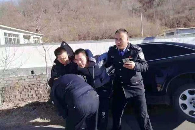 辽宁建昌通报致5死19伤冲撞事件：嫌犯因夫妻矛盾轻生厌世