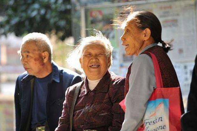 智能养老蓝皮书：2022年中国再迎老年人口增长高峰