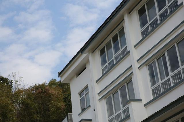 同居买房登记在女方名下 徐州法院：算共有财产