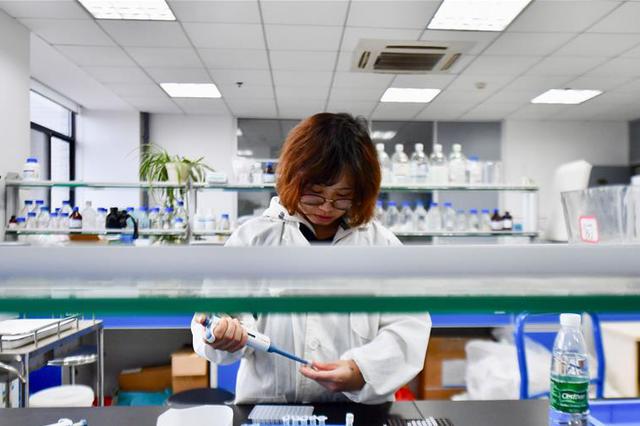 “基因编辑婴儿”事件为何争议巨大？专家解析