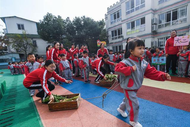 山东对幼儿园将推行按质评分定级 未达最低标准将取缔