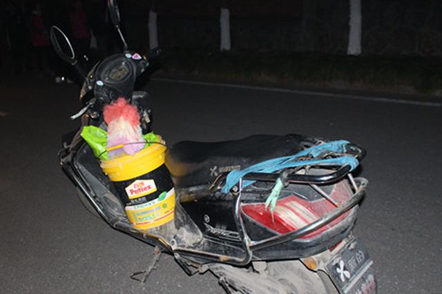 老太被保洁员骑车撞骨折 嘱咐家人不索赔还提前出院