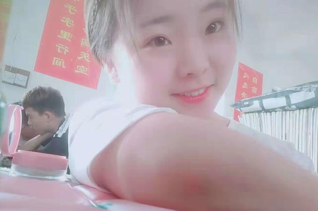 少女全身烧伤 父亲割皮救她却谎称在外打工后续