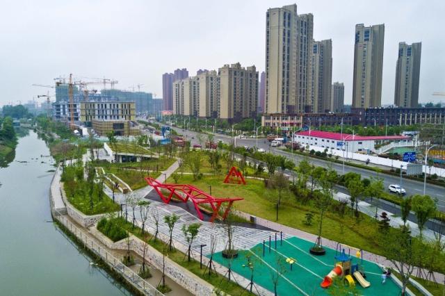 南京一楼盘欲涨价遭投诉 官方回应：防止国有资产流失