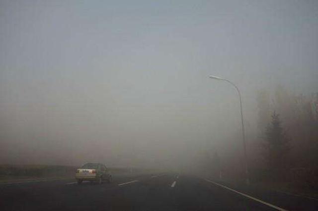 应对降温雨雪恶劣天气 盐城高速多部门严阵以待