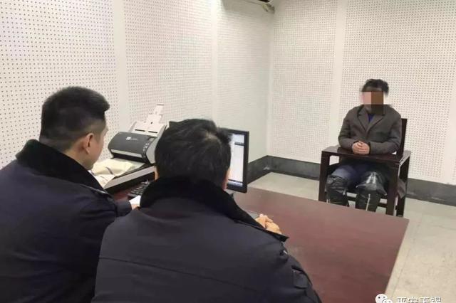 无锡电动三轮车车主不满整治，扬言撞交警被拘留