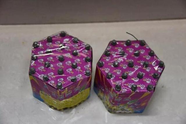 买新车4S店门前燃放鞭炮 丹阳开出第二张违规燃放罚单