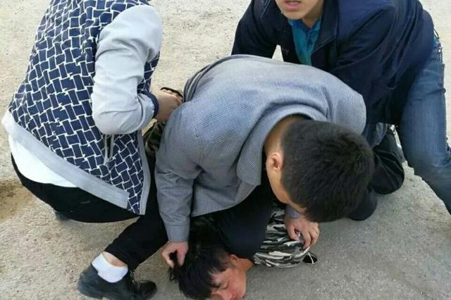 男子因网贷难还 自导自演绑架案被刑拘