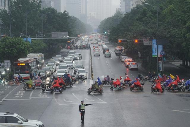 关于解决学校门前道路交通秩拥堵的建议