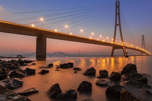 关于进一步推进宁镇扬同城化的建议