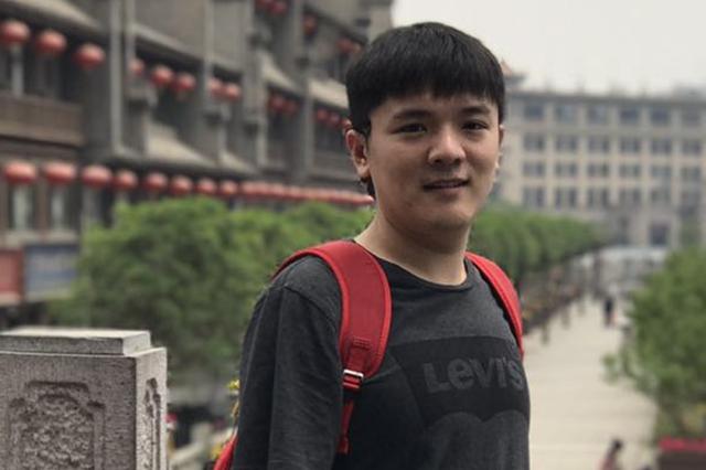 小伙参加空少选拔昏迷索赔百万 至今生活不能自理