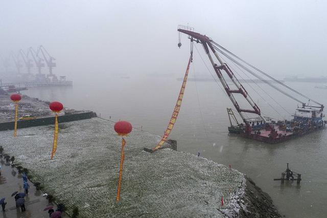 江苏跨江大桥迎来建设高潮 泰州常州过江通道开工