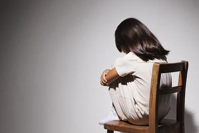 甘肃宁县通报8岁女孩被打下体受伤 正副校长均被免职