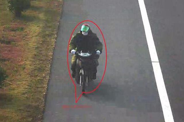 男子“随机拉车门”碰运气 3个多月居然偷了13万多元