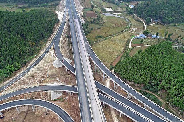 今年全省交通建设拟投资1370亿元 加快重大项目建设