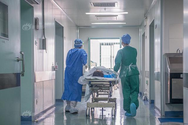 卫健委回应血制品艾滋抗体阳性：患者染艾风险很低