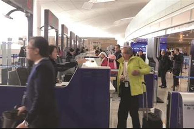 马航机长摔伤航班取消 南京边检办理整机退关