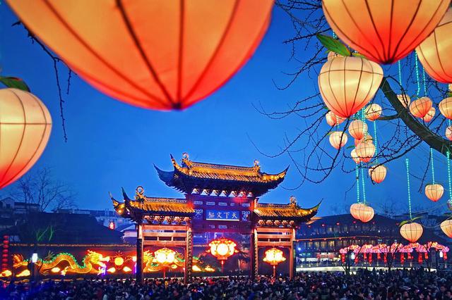 南京夫子庙灯会重点日期间 公交路线有所调整