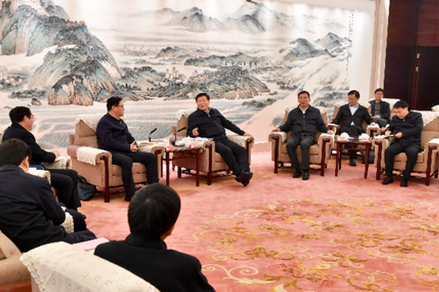 娄勤俭勉励江苏援派干部：把支援帮扶作为关键任务