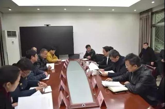 交通局长上问政节目被怼 3天后被官网撤掉简历