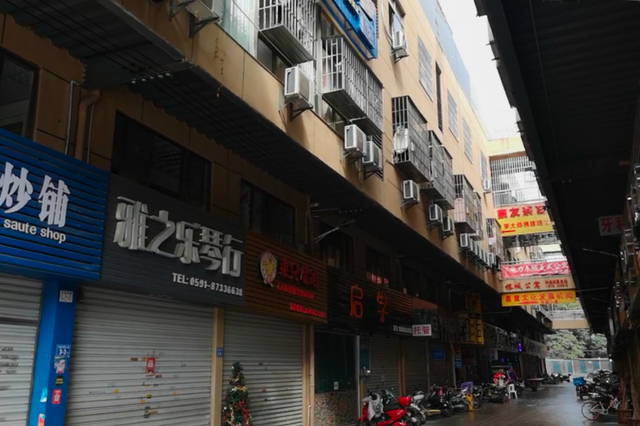 "制止性侵被拘"当事人：不认识受害人 听到求救后下楼