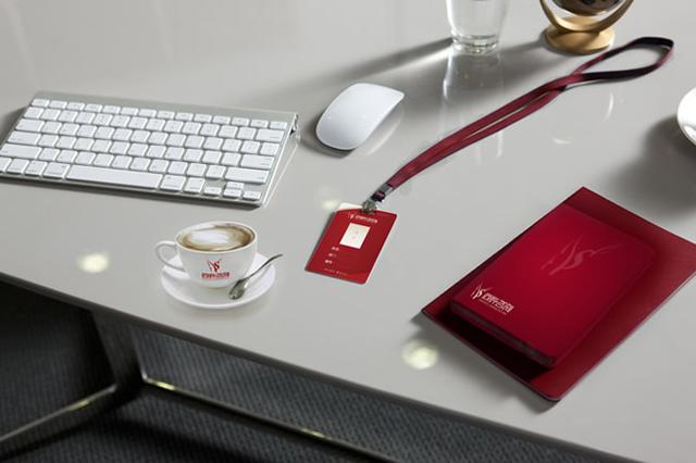 不考虑收入和面子 中外年轻人最想做什么工作？