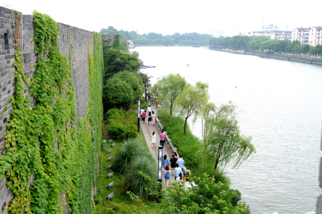 江苏今年将建成体育公园200个 新建健身步道500公里