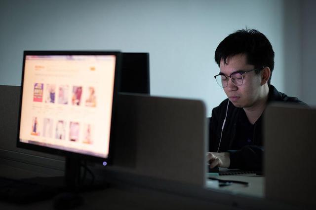 江苏所有行政村通光纤 流量费比上年降低55%