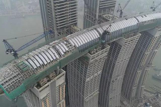 中国这座奇幻新地标“横空出世” 把老外惊到了