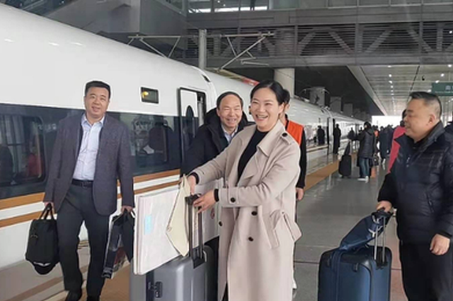 在苏全国人大代表抵京 共赴一年一度的盛会