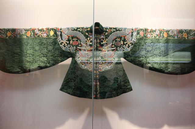 博物馆的年轻观众不断增多 委员热议朋友圈的文博热