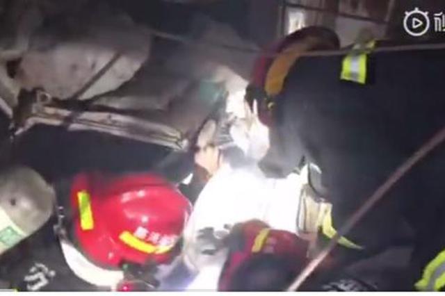 盐城爆炸现场被困者打电话求救 3名被困者被发现