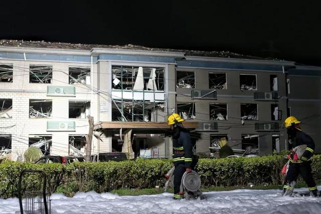 江苏省环境厅：要求爆炸园区内所有企业陆续停产