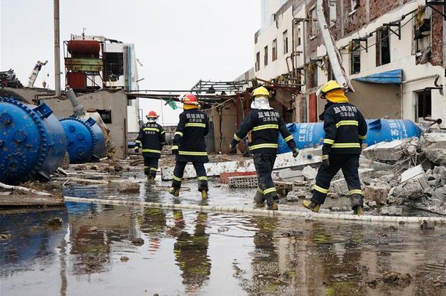 响水爆炸事故：医院收治伤员617人 救治重症人数下降