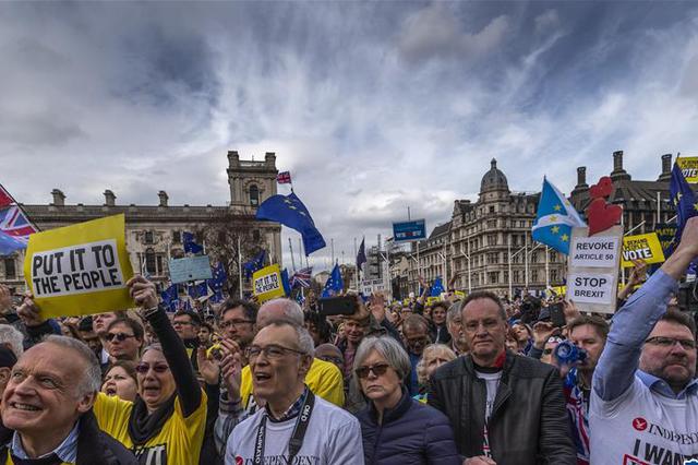 逾百万民众走上伦敦街头 要求再次举行“脱欧”公投
