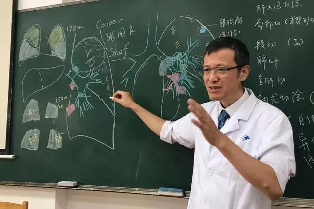 大赞！无锡名医美联航上紧急救人