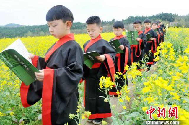 学女德、学国学、学读经……你知道吗?送娃上私塾违法了