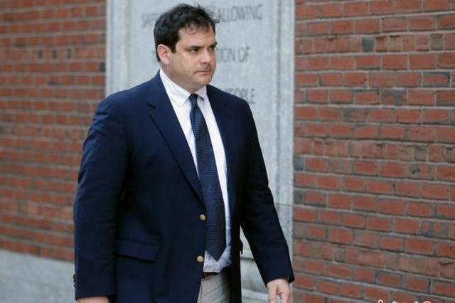 美高校招生舞弊案：16名家长遭起诉 追加洗钱罪名