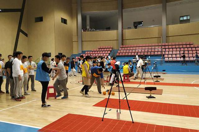 南京市中考体育考试全面展开 英语听力口语考试9日开始