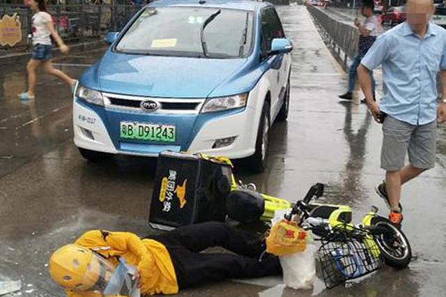 5月1日起南京施行交通新规 黄牛买卖分将被剥夺驾驶资格