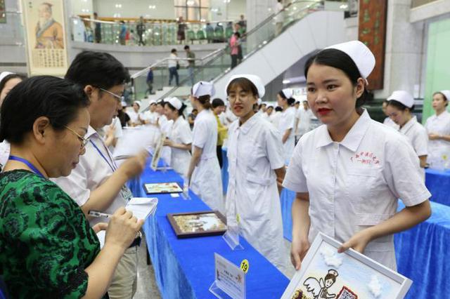 民革中央调研组来江苏调研中医药管理体制改革等情况