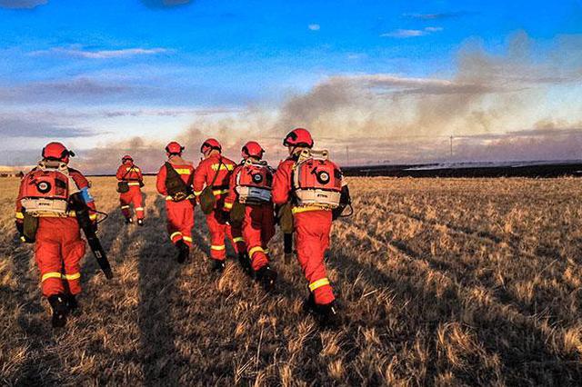 扑火队员收过往车辆钱款？回应：降低当事人岗位等级